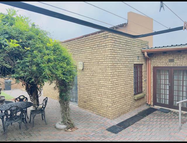 1 bed property to rent in CHRISVILLE